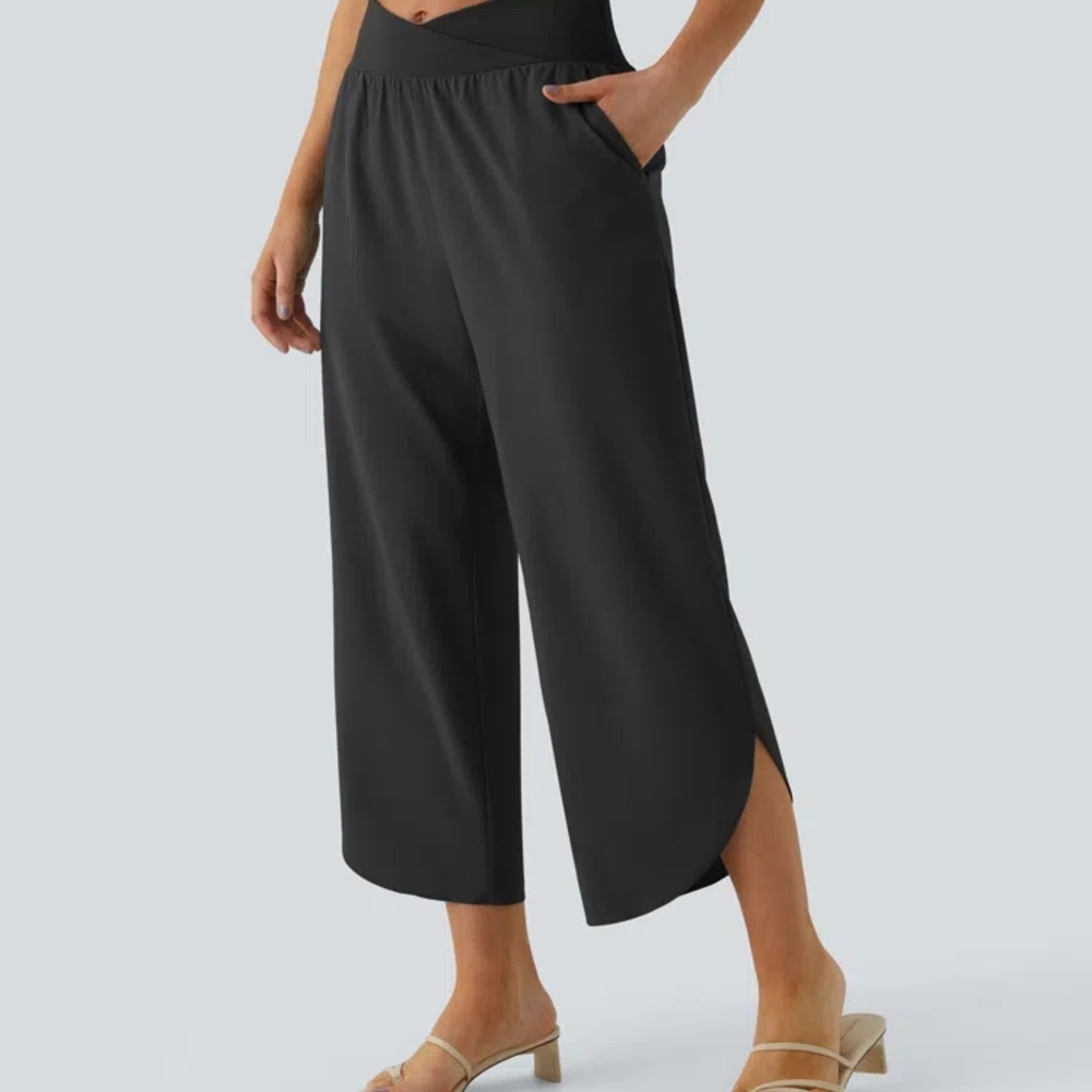 HALARA Black Wide Leg Cropped Pants